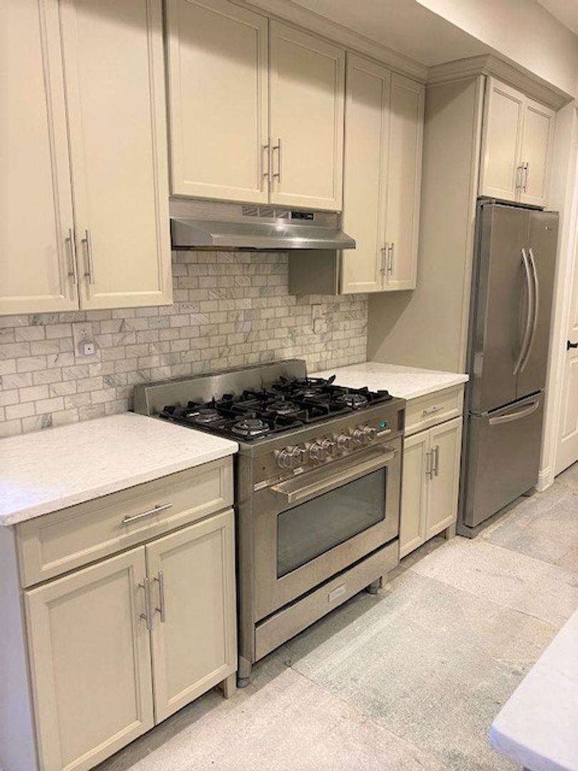 Columbus Apartment: 789 Dennison