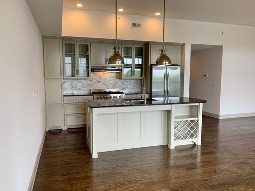 The Wood Co Building - Large 2 bed, 2 bath Short North Apartment – photo 1