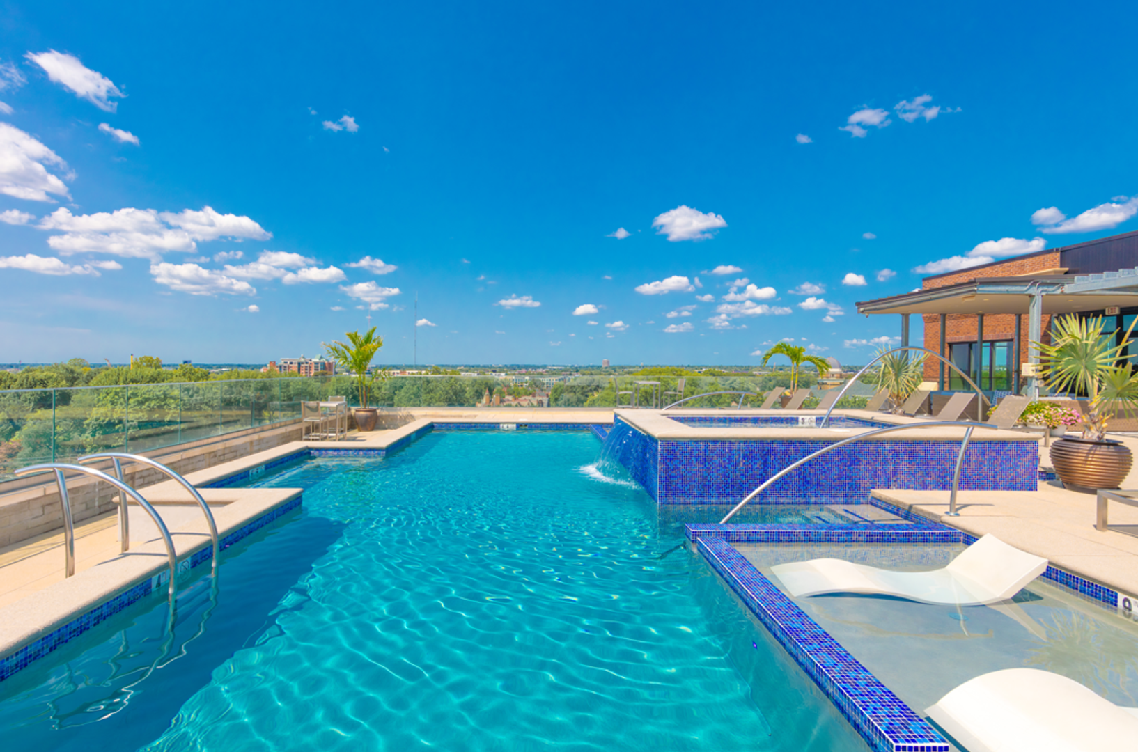 Columbus Apartment: 797 N Wall St