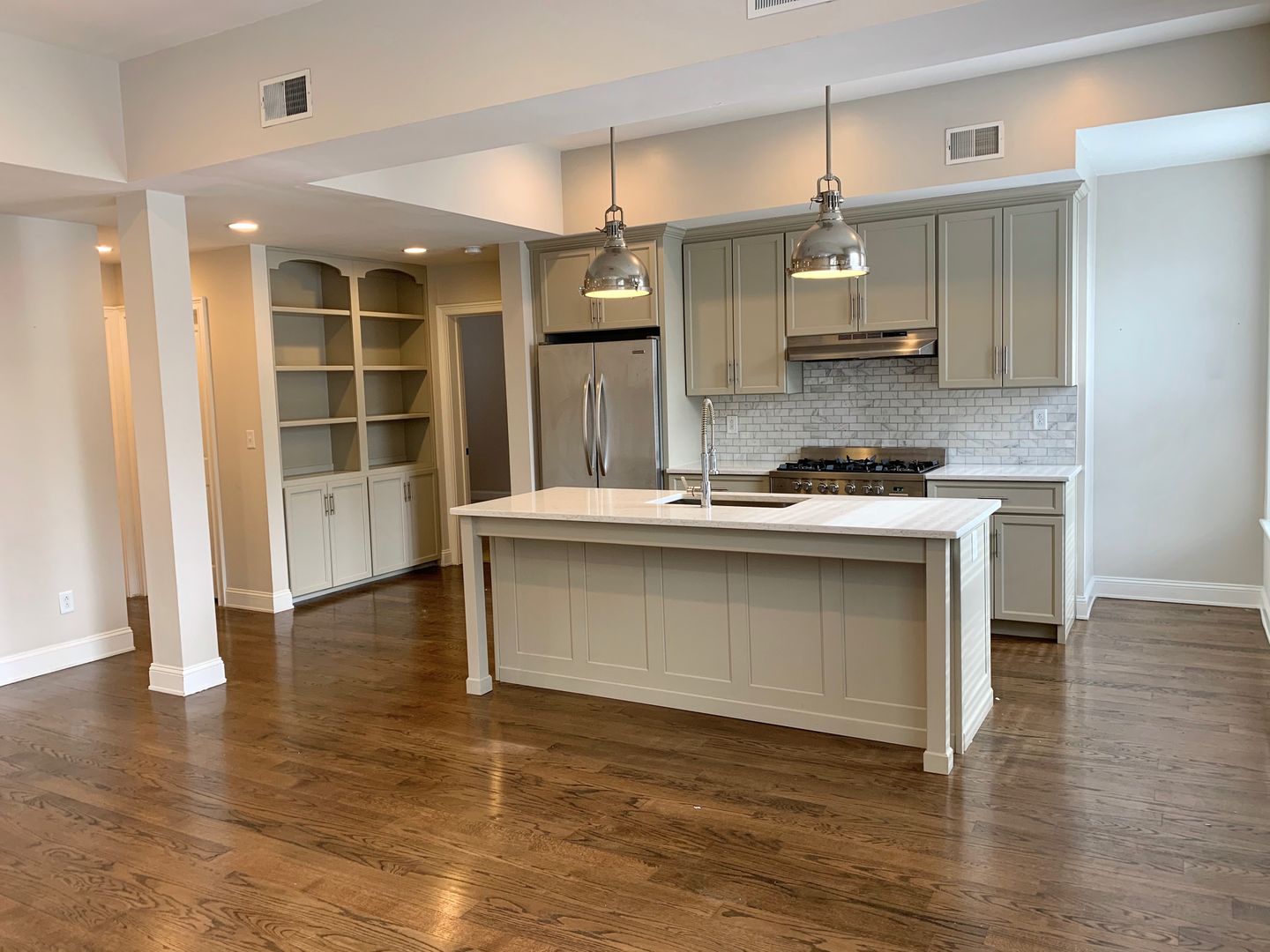 Columbus Apartment: 789 Dennison