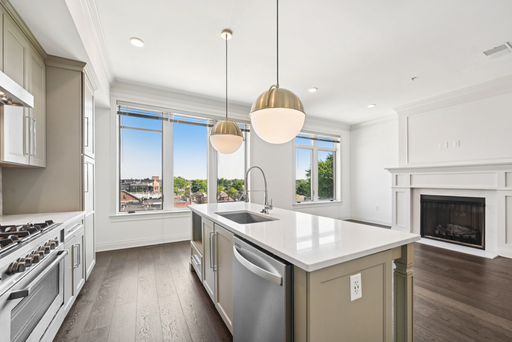 First Month Free: Short North 1 Bedroom Apartment with Gas Fireplace! – photo 1