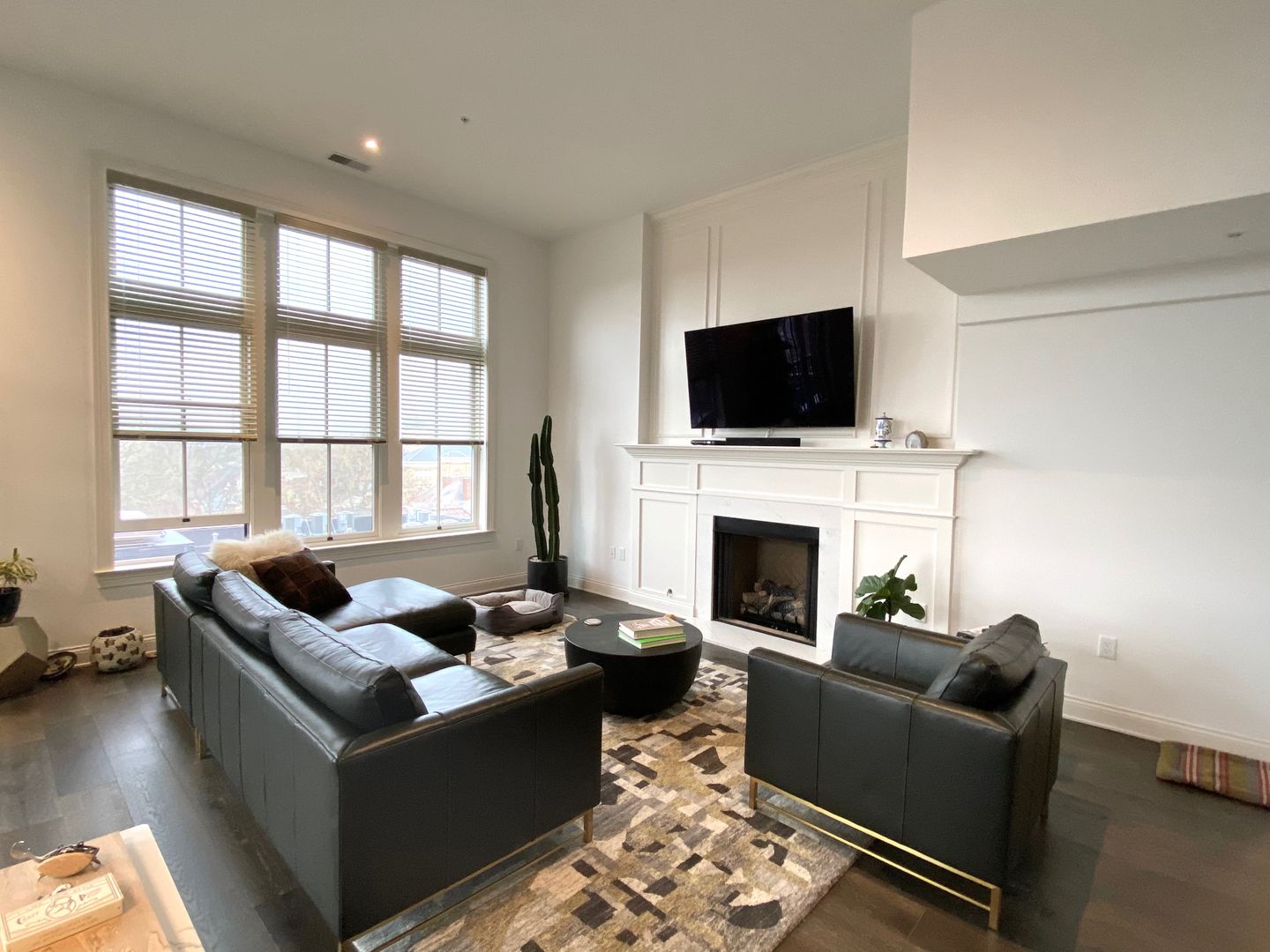 Columbus Apartment: 797 N Wall St