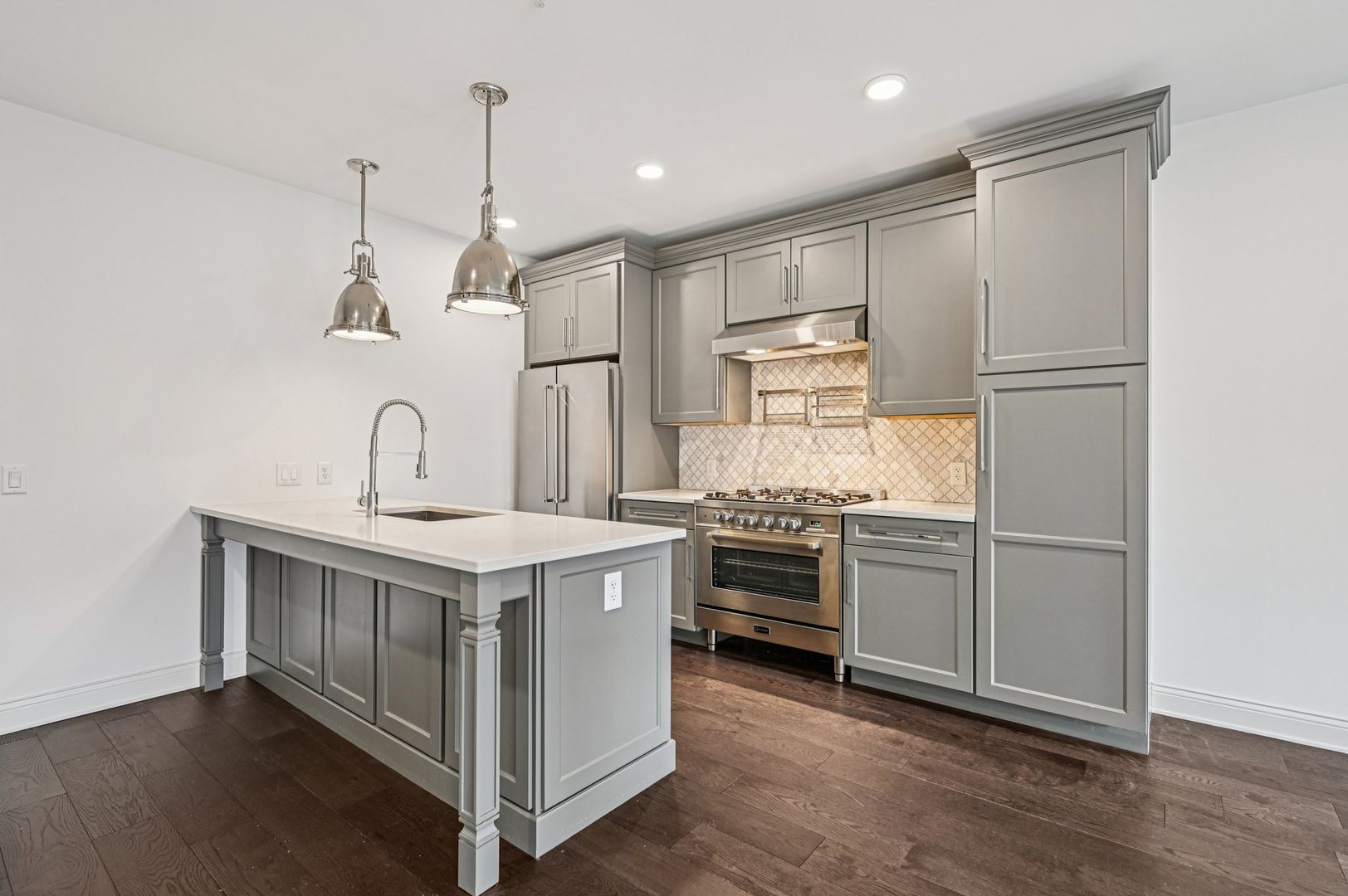 Columbus Apartment: 797 N Wall St