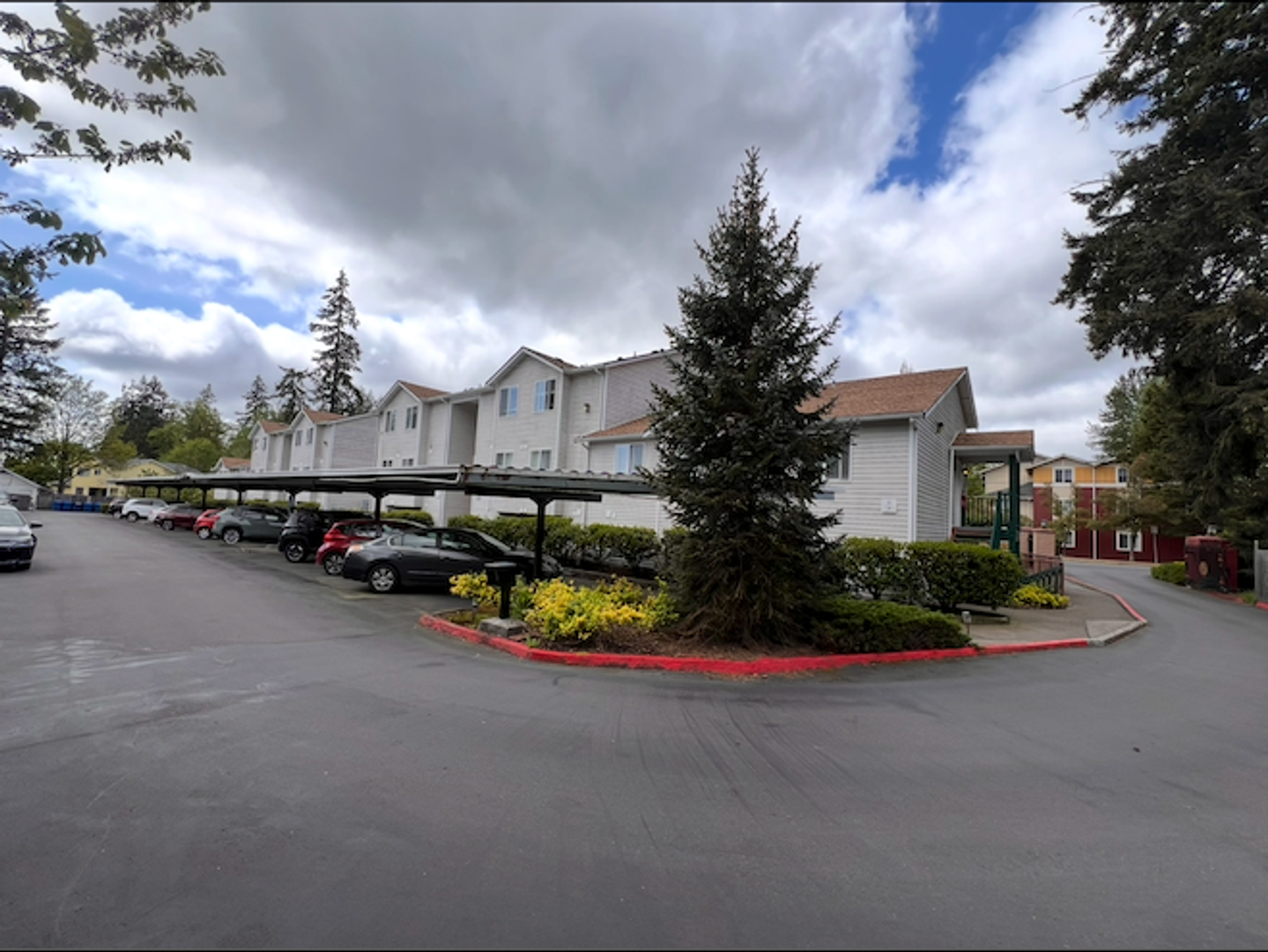 Olympia Apartment: 1220 Fern Street SW