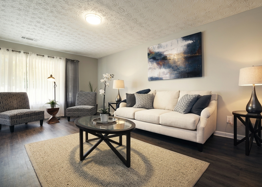 3305 Peppertree Circle, #H – photo 1