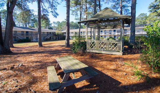 1 Bedroom Apartment – 16 Beech Rd SE 093, Marietta, GA 30008