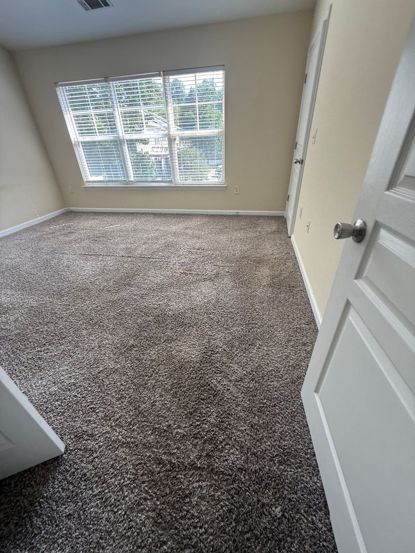 Knoxville Apartment: 3831 Cherokee Woods Way