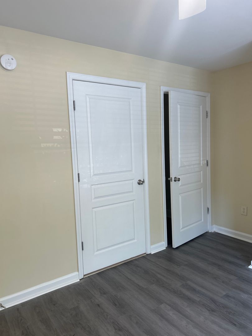 Knoxville Apartment: 3915 Cherokee Woods Way