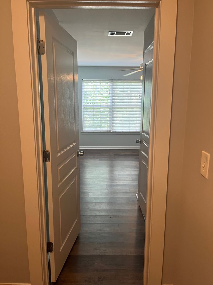 Knoxville Apartment: 3720 Spruce Ridge Way