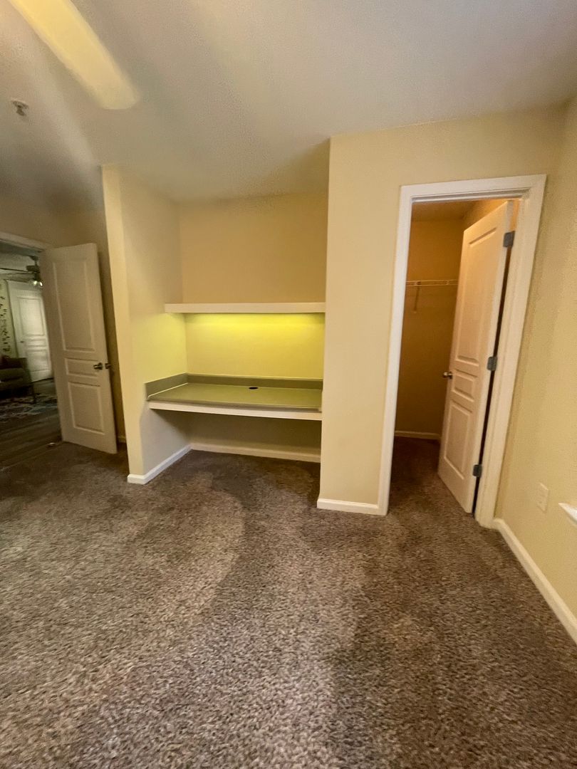 Knoxville Apartment: 3708 Spruce Ridge Way