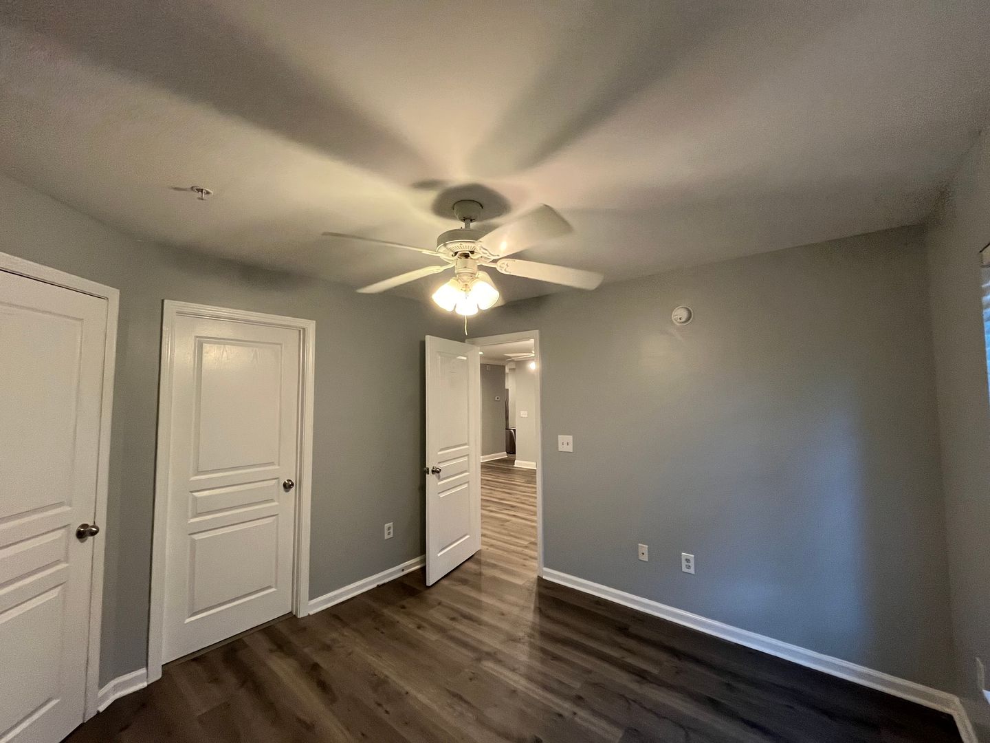 Knoxville Apartment: 3934 Cherokee Woods Way