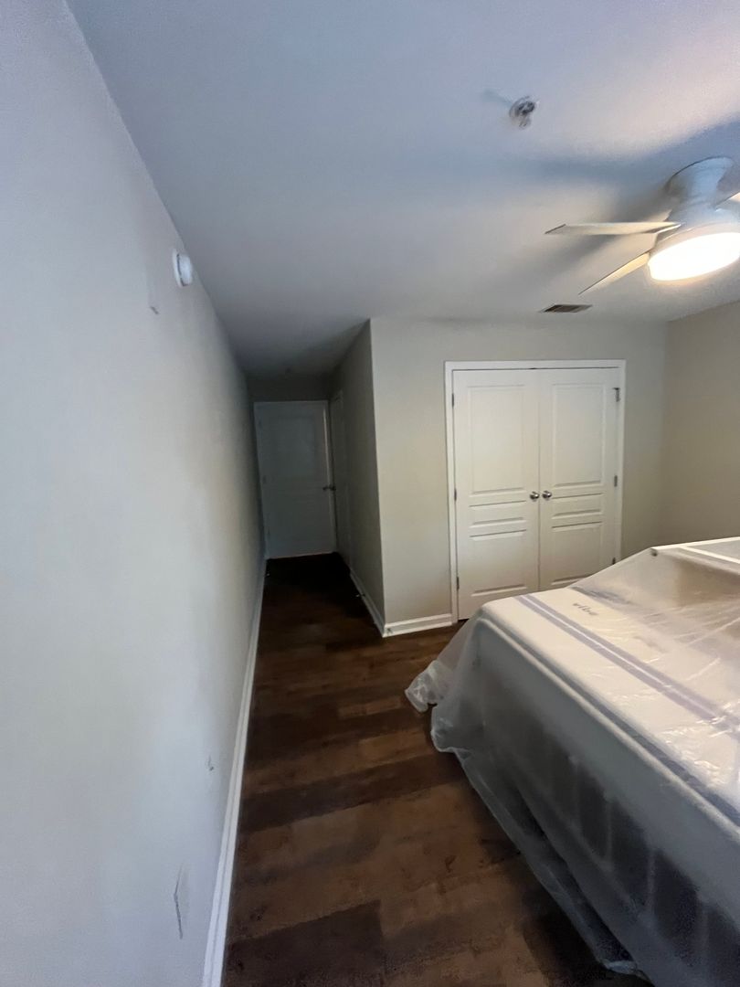 Knoxville Apartment: 1121 Tree Top Way