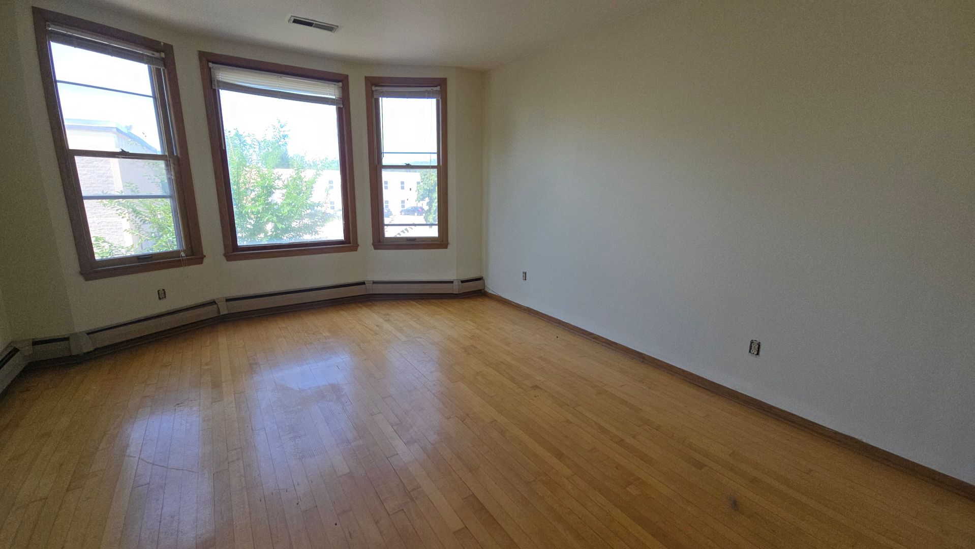 Milwaukee Apartment: 1746-48 N. 54th Street