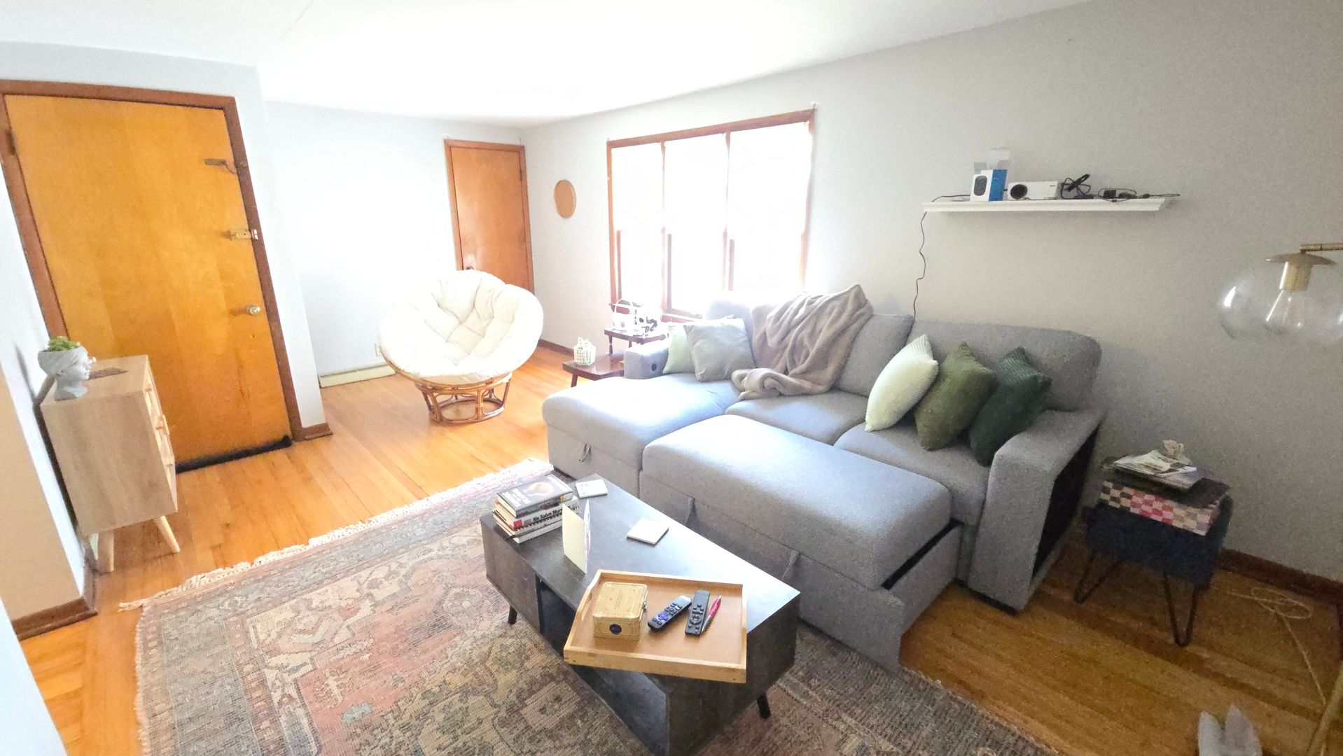 Milwaukee Apartment: 2233-35 S. Mound Street