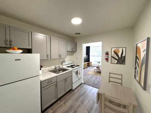 One Bedroom: Garrett House