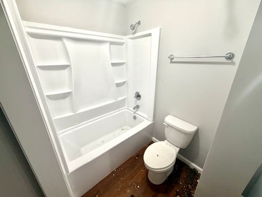 Listing photo thumbnail