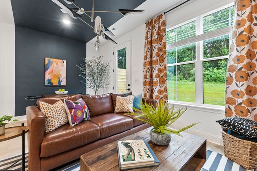 Listing photo thumbnail