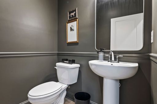 Listing photo thumbnail