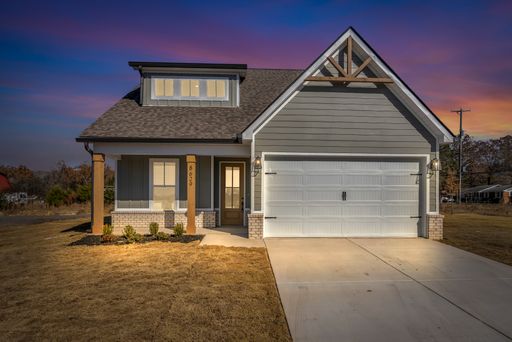 8629 James Creek Drive, Ooltewah, TN 37363