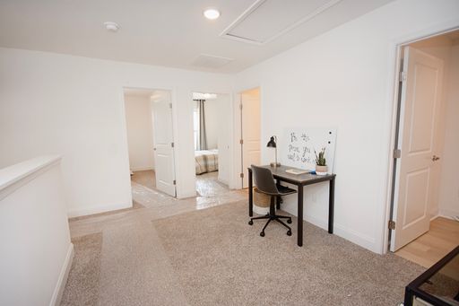 Listing photo thumbnail