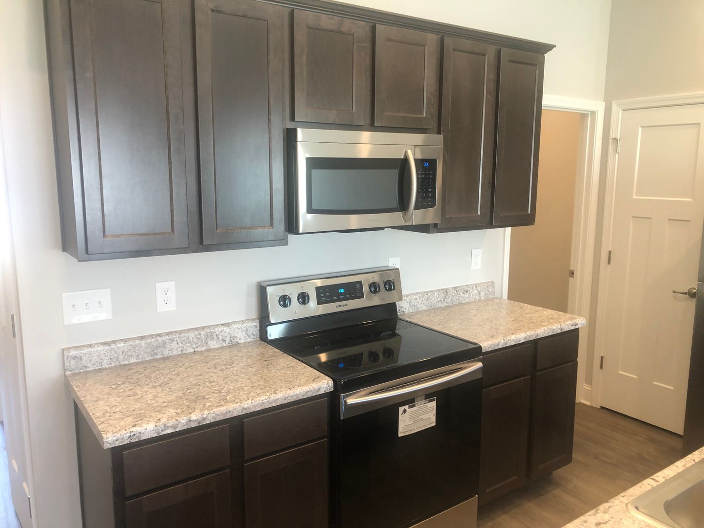 Knoxville House: 7611 Long Shot Ln. (AM87)