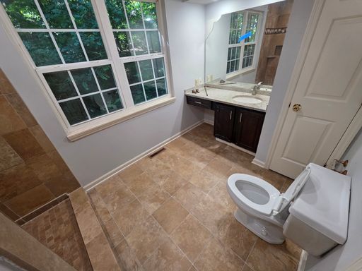 Listing photo thumbnail