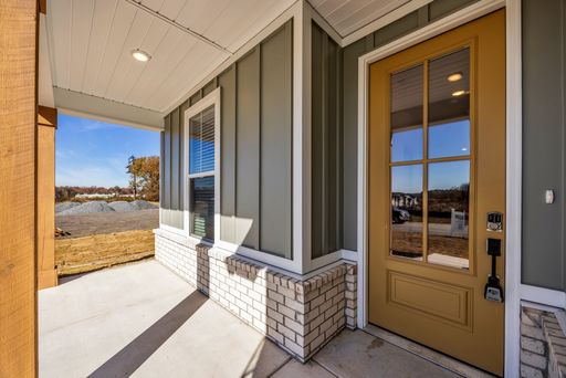 Listing photo thumbnail
