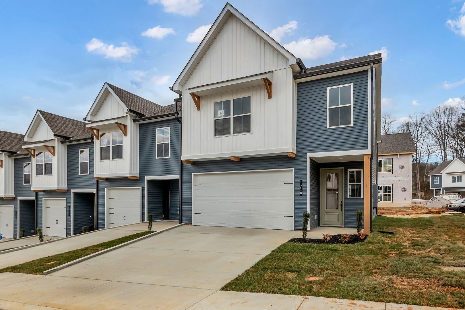Knoxville House: 1718 Lateglow Way