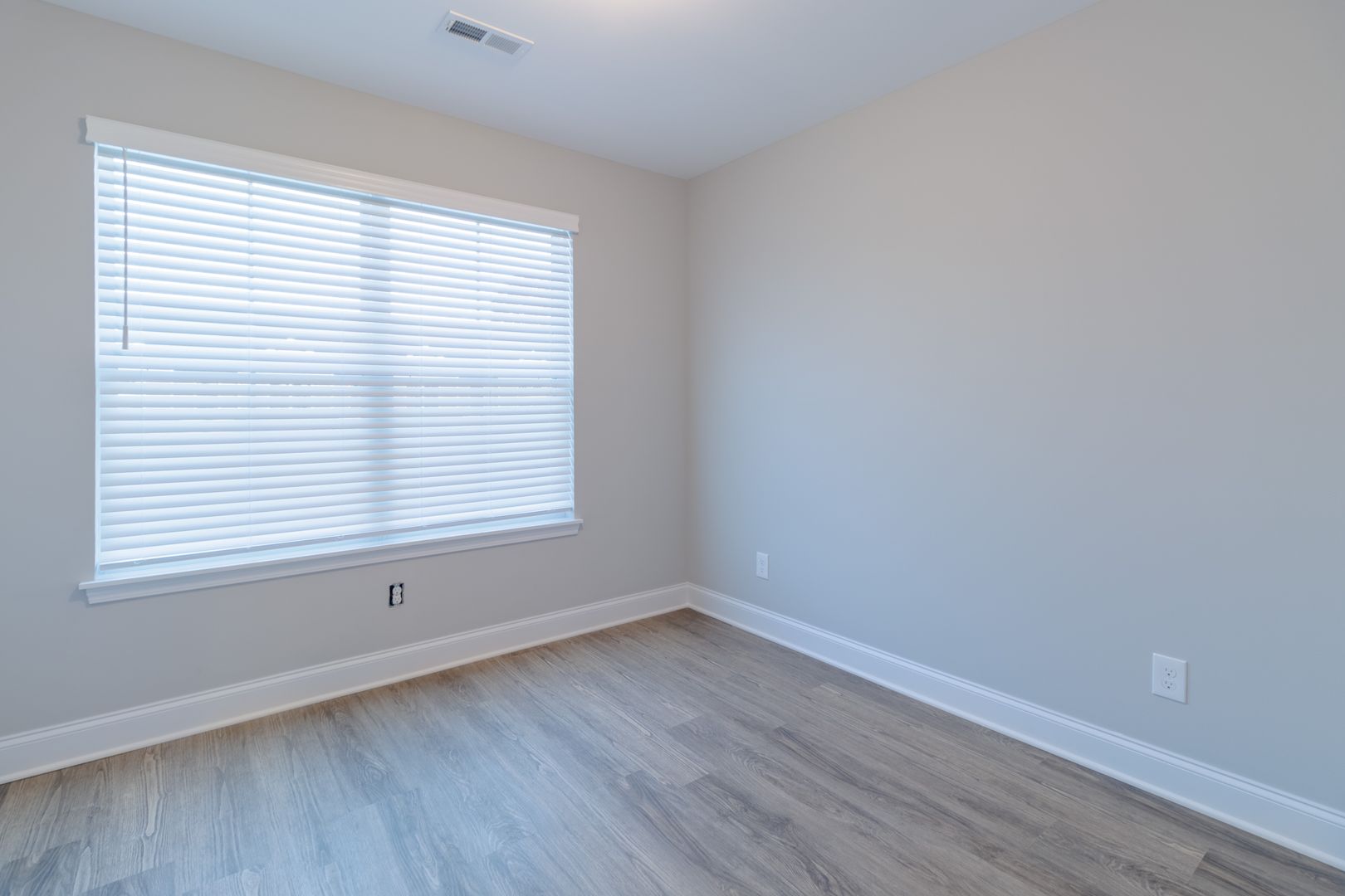 4860 Ancient Glacier Ln. (SM82) 9 of 12