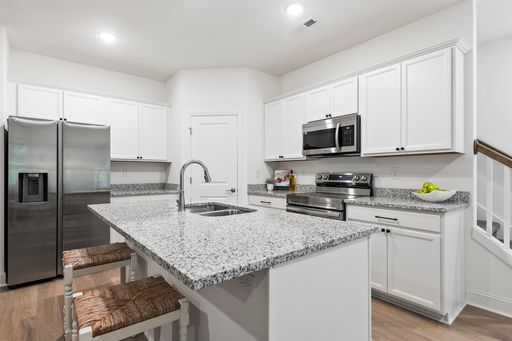 Listing photo thumbnail