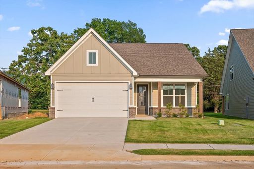 6618 Elizabeth Ann Way, Ooltewah, TN 37363