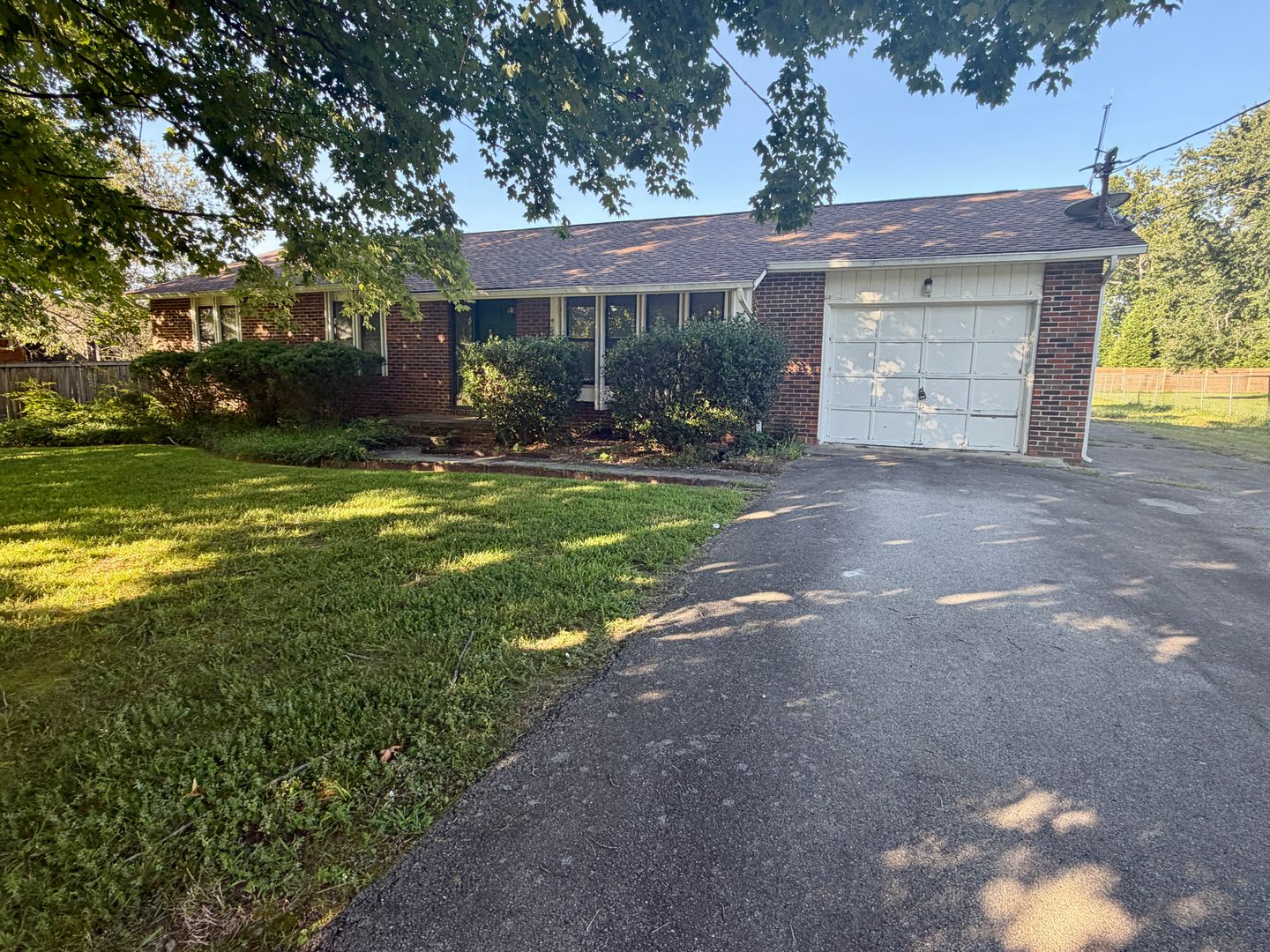Powell House: 7225 Deville Way