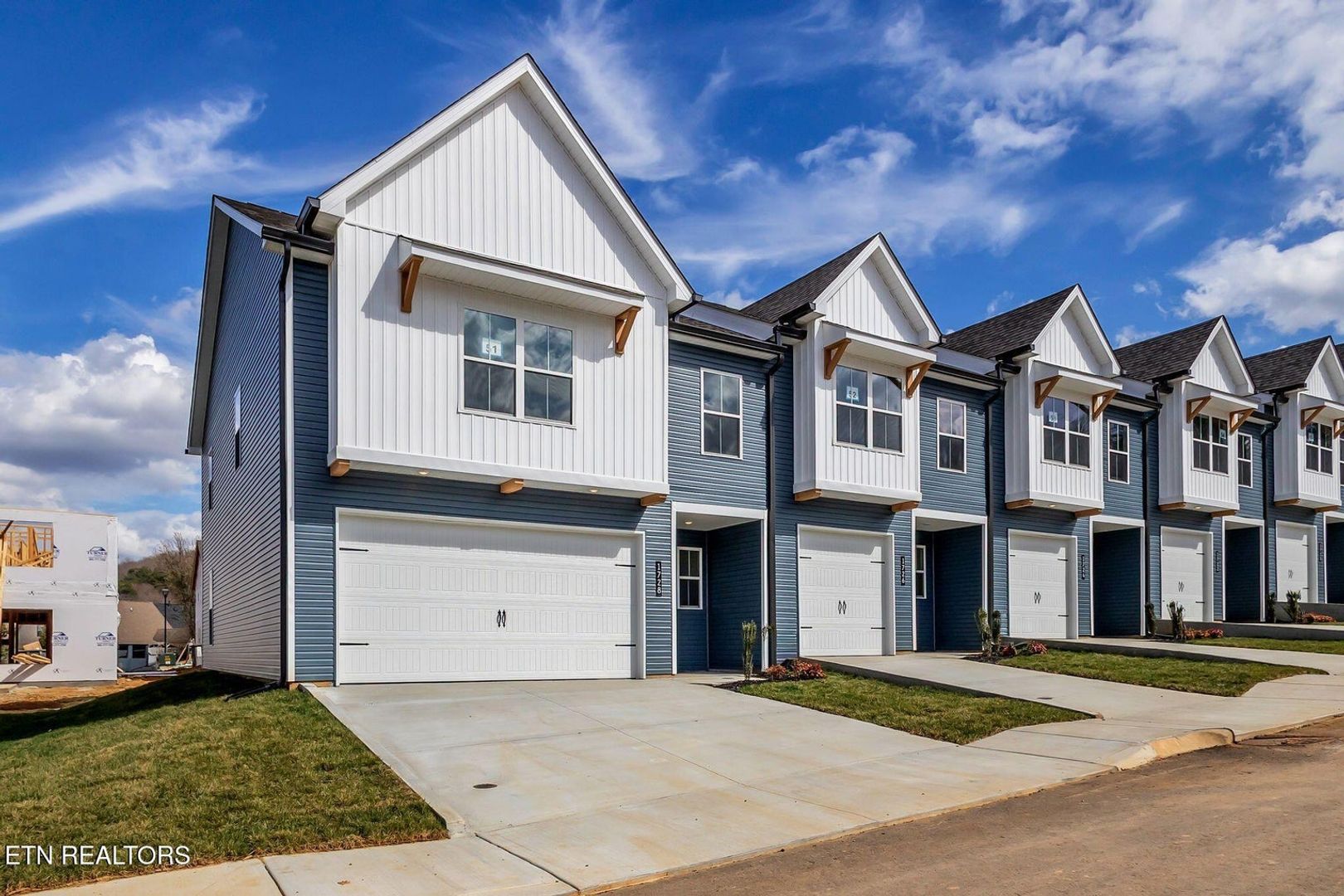 Knoxville House: 1728 Lateglow Way