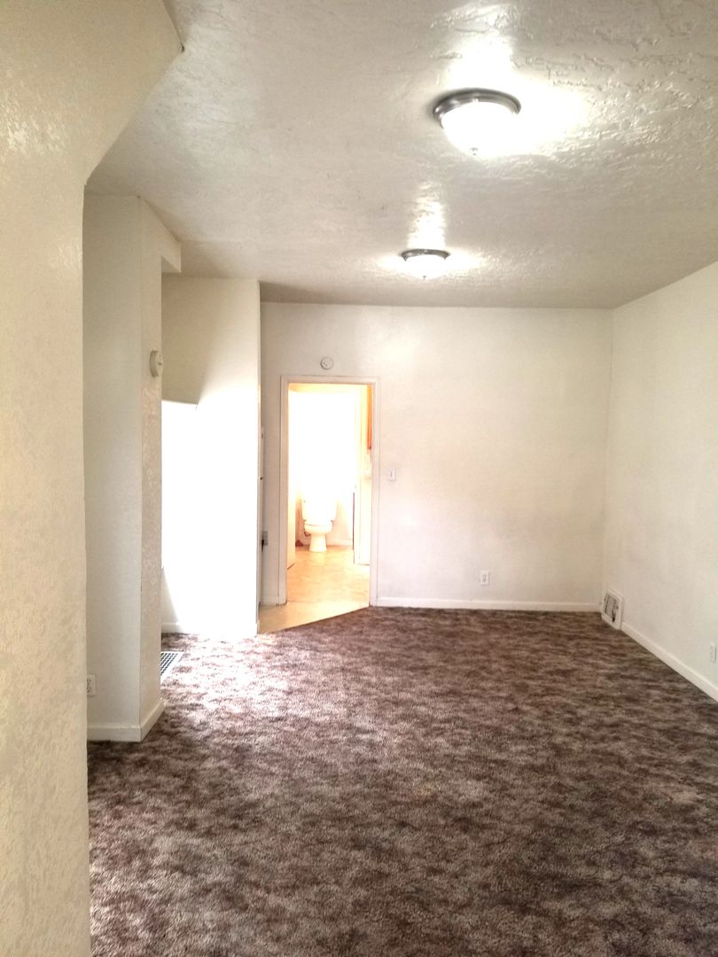 Greeley Apartment: 819 16th Street