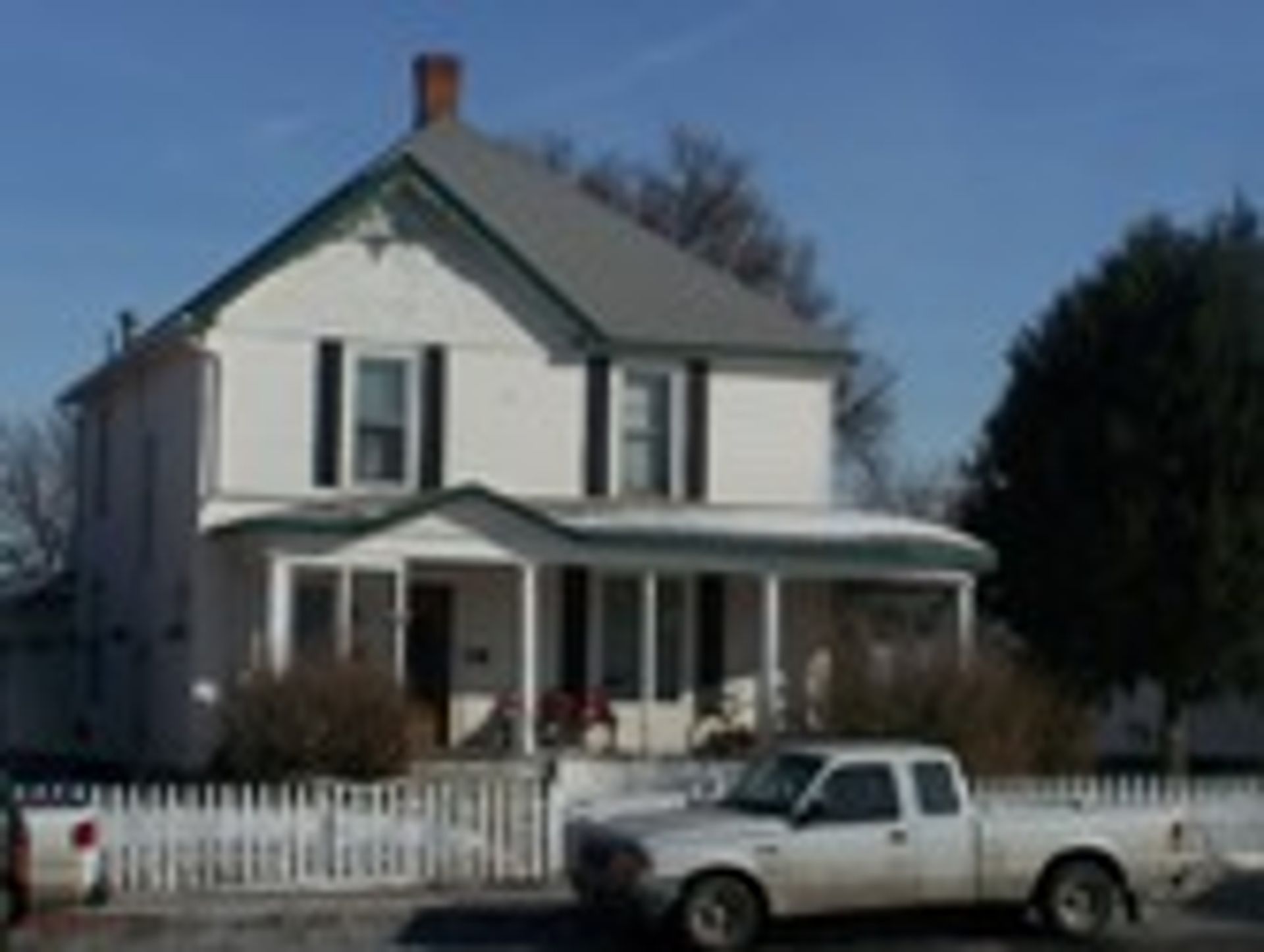 Greeley Apartment: 1614 8th Ave