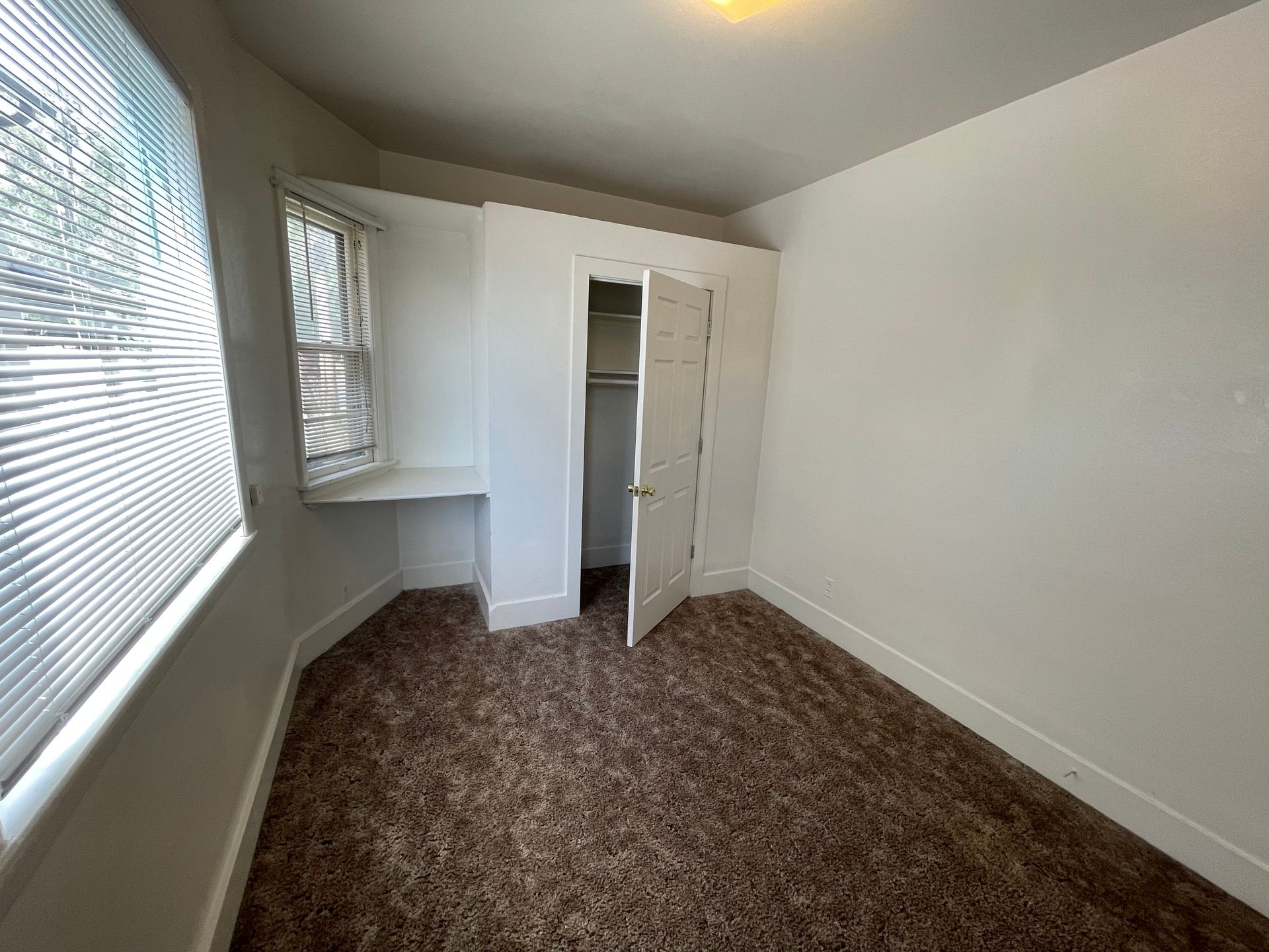 Greeley Apartment: 1532 9th Ave