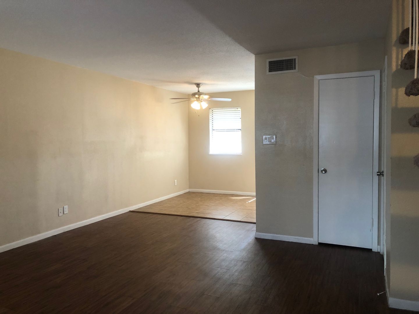 Victoria Apartment: 1702 N Moody