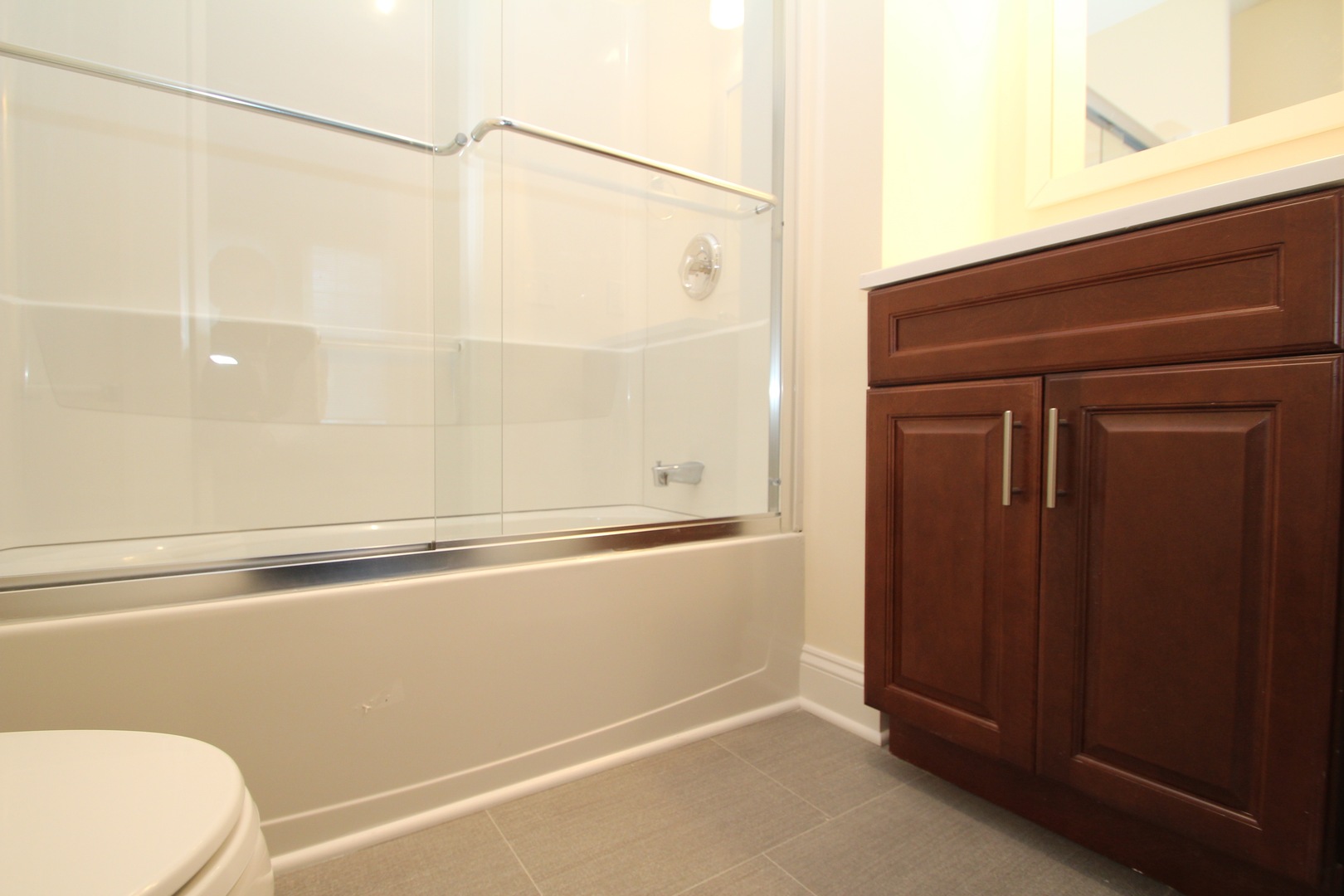 Norwalk Apartment: 138 Flax Hill Road