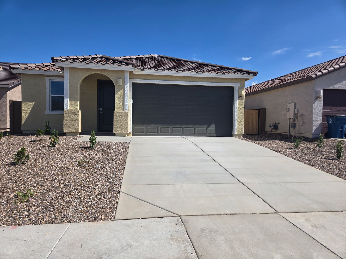 San Tan Valley House: 4720 E Amethyst Ln