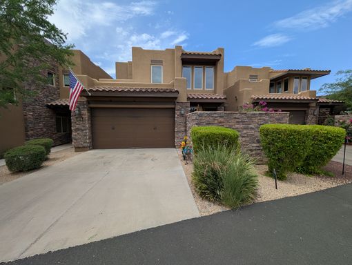 3 Bedroom 3.5 Bathroom Cave Creek Rancho Verde Del Rio Townhouse