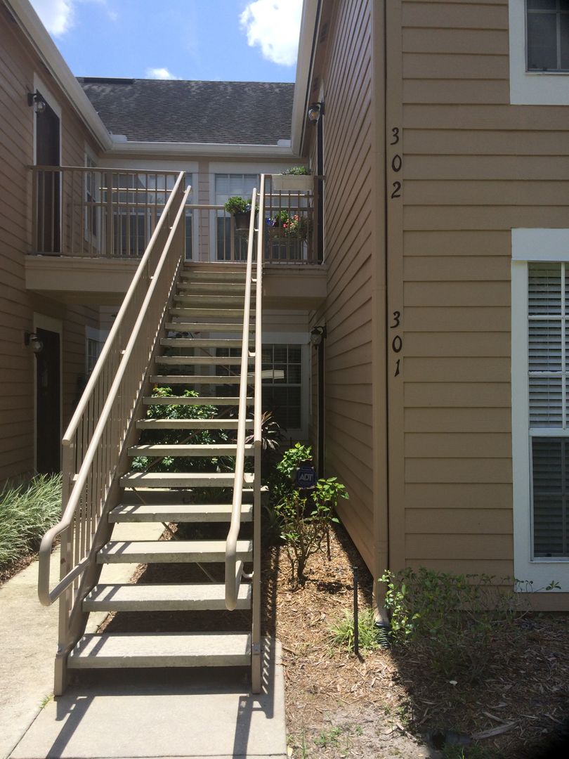 ALTAMONTE SPRINGS Condo: 685 YOUNGSTOWN PARKWAY, UNIT #301
