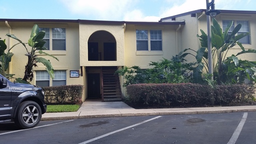 1 BDRM 1 BATH CONDO IN LA COSTA BRAVA - DOWNTOWN/SODO (LAKE PINELOCH) – photo 1