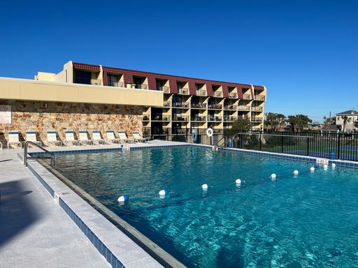 Amazing Ocean View from Pool or Jacuzzi - 1bdrm 1Ba in Datyona Beach - Includes Water/Sewer/Basic Cable & Internet – photo 1