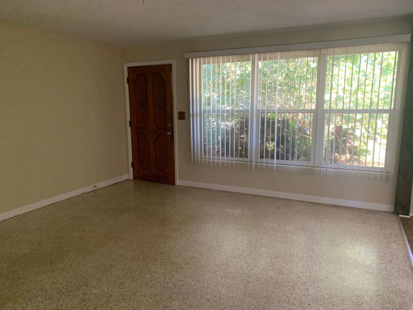 NEW SMYRNA BEACH House: 718 JANE AVE