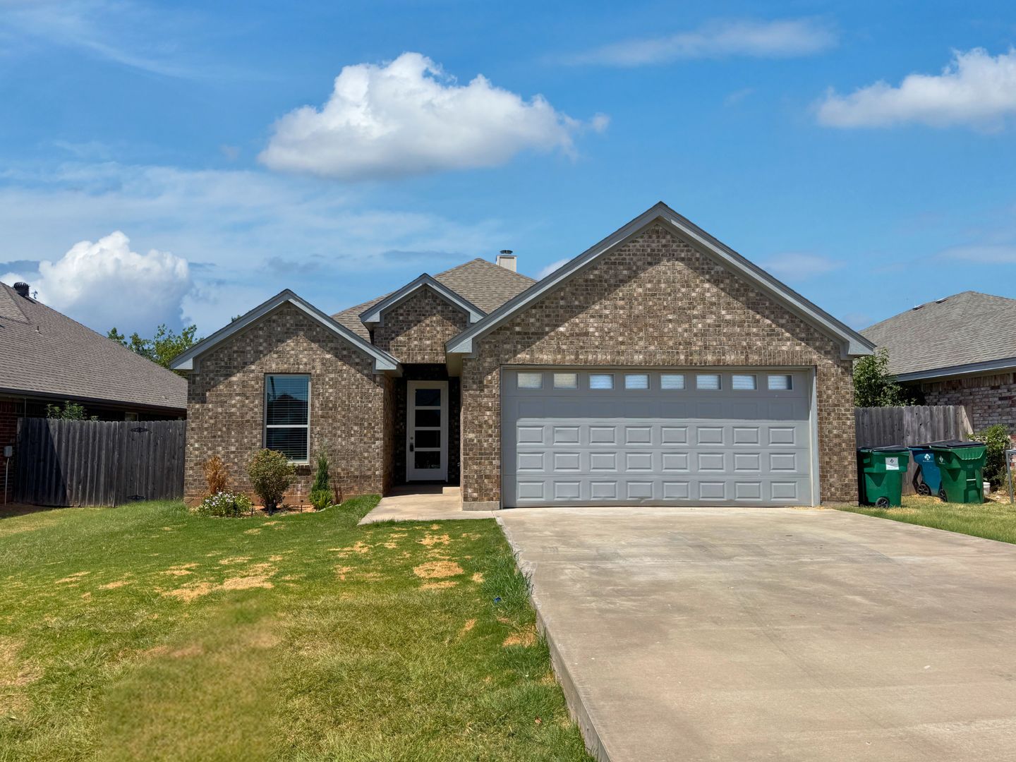 Wichita Falls House: 320 Mariners Way