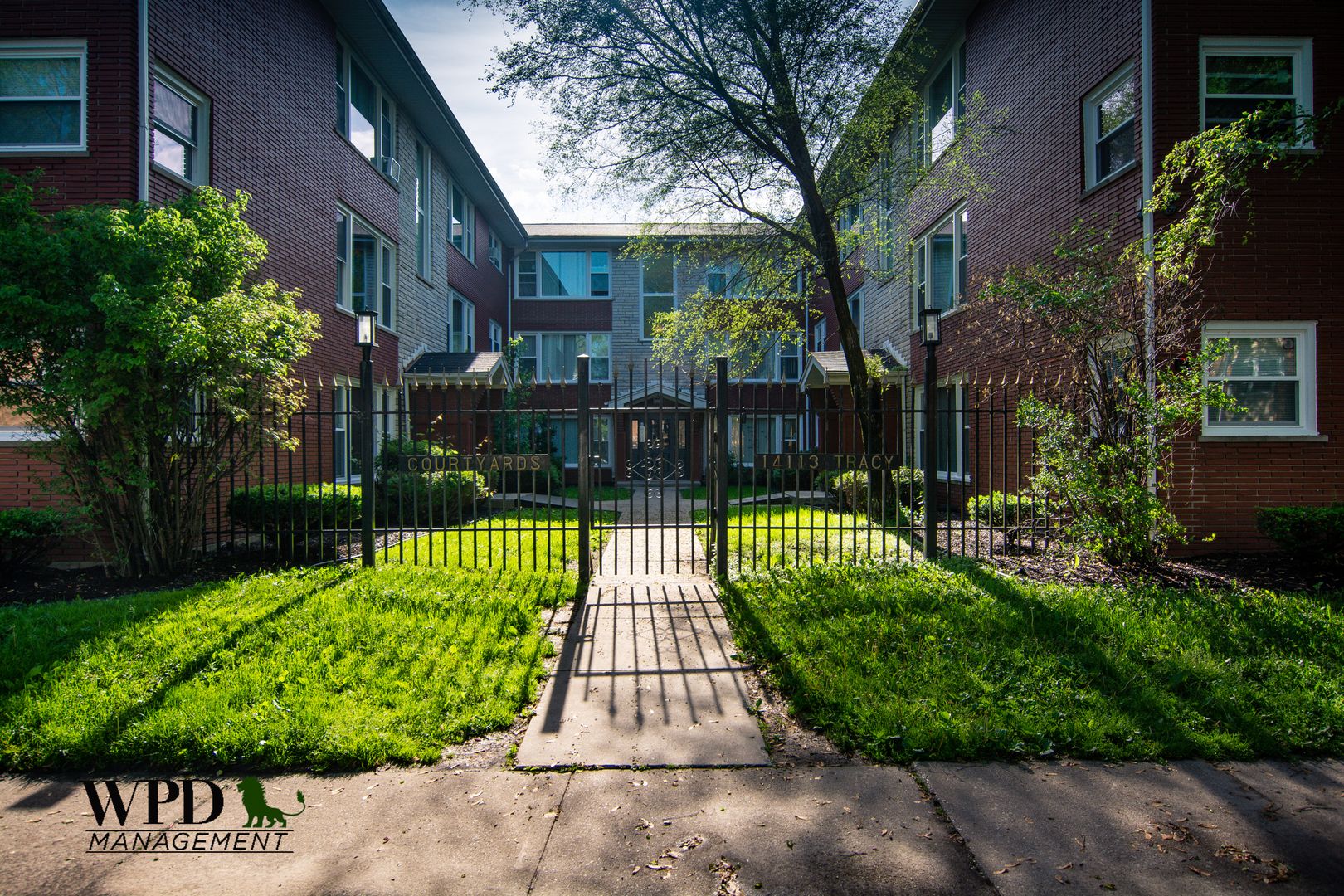 Riverdale Apartment: 14113 S. Tracy Ave