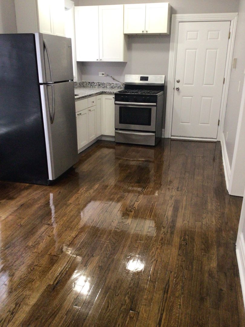 Chicago Apartment: 4501 S Michigan Ave