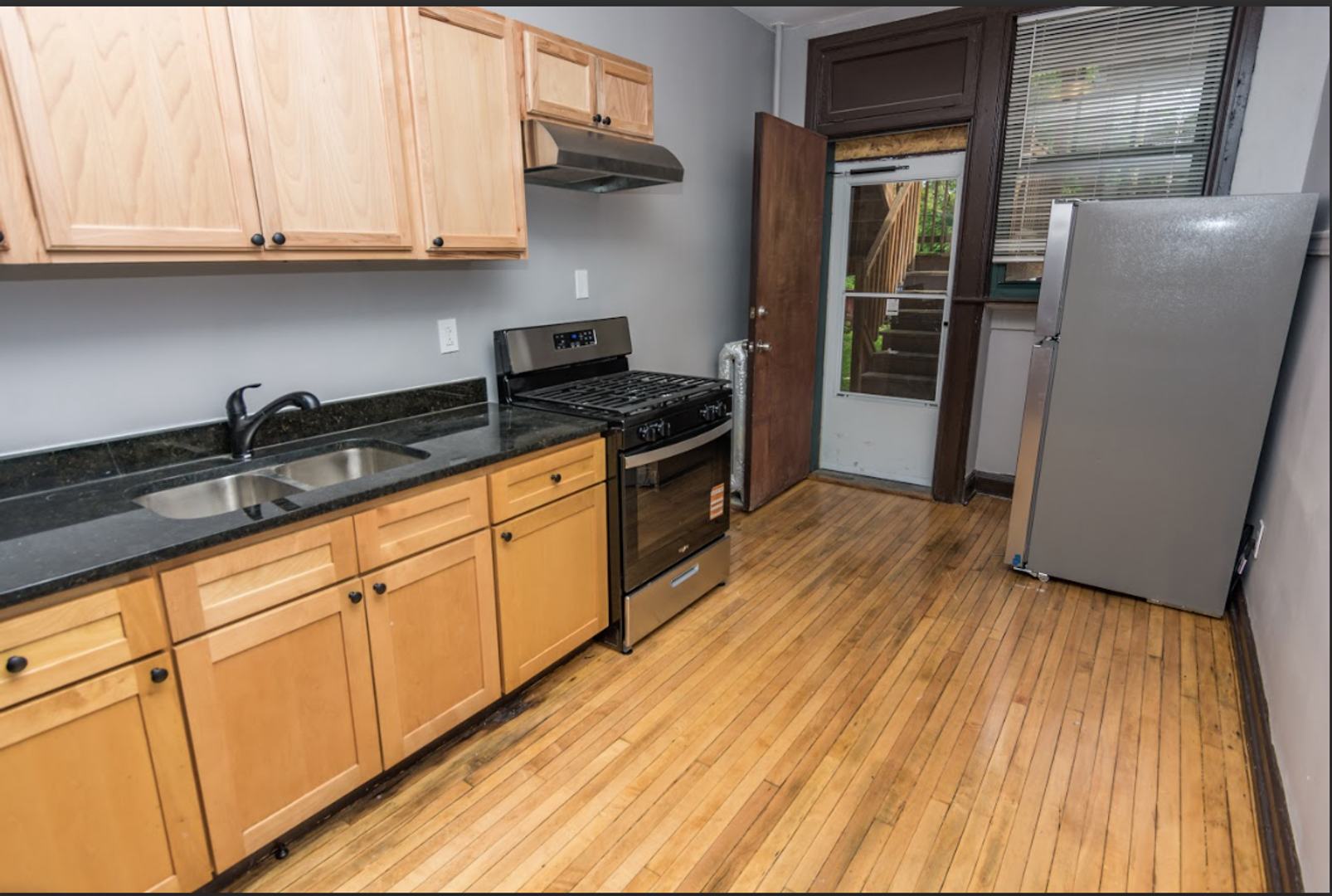 Chicago Apartment: 4100 W. Washington Blvd