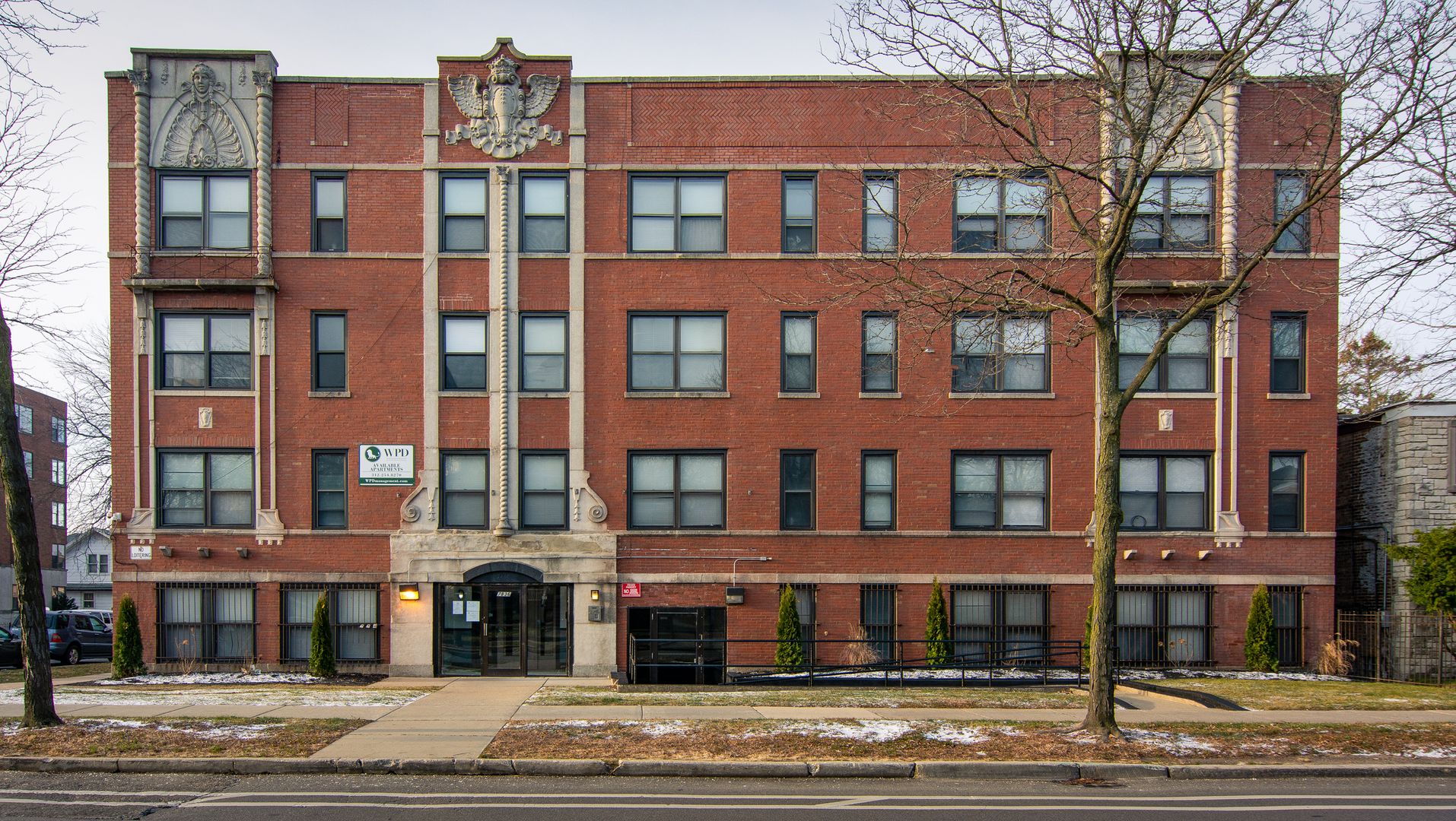 Chicago Apartment: 7836 S. South Shore Dr