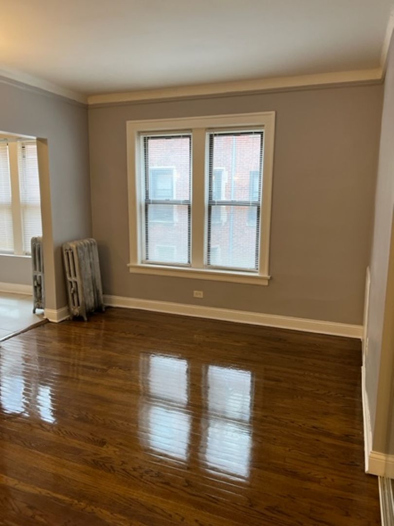 Chicago Apartment: 7914 S. Wabash Ave.